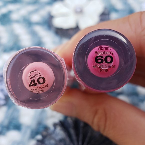 Neutrogena Hydro Boost Lip Shine BRAND NEW! - Picture 2 of 5